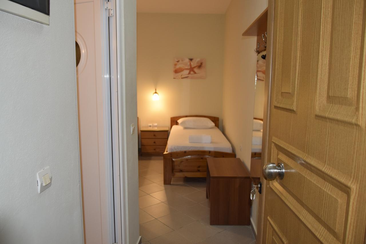 Zotos Apartment Himarë Exteriér fotografie